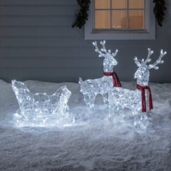 Lights4fun - Weihnachtlich beleuchtete Rentiere und Schlitten 2