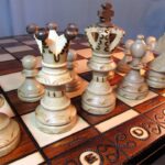 Chessebook Schachspiel aus Holz 12