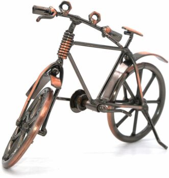 Klassische handgefertigte Retro-Metallskulptur eines Fahrrads 3
