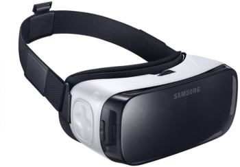 VR-Headset - Samsung Gear VR R322 1